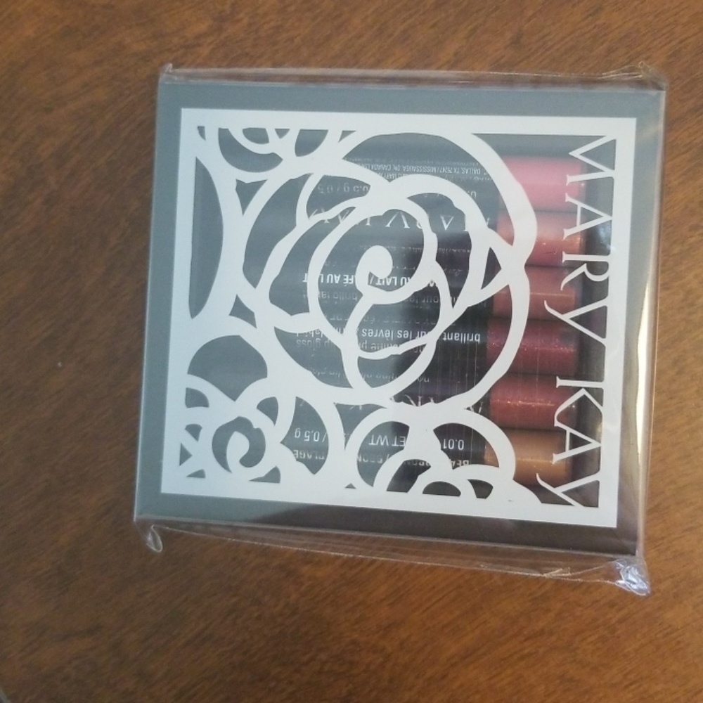 Mary Kay mini lip gloss sample set